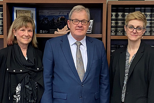 Federal Retirees member and veteran, Dr. Karen Breeck; Minister of Veterans Affairs and Associate Minister of National Defence, Lawrence MacAulay; Federal Retirees director of advocacy, Sayward Montague.